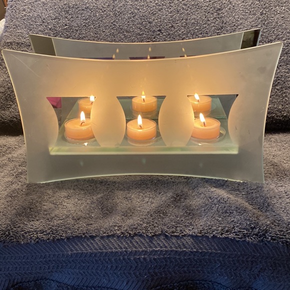 Beautiful Retired Party Lite Glass Tealight/Votive Candle Holder - Picture 4 of 16